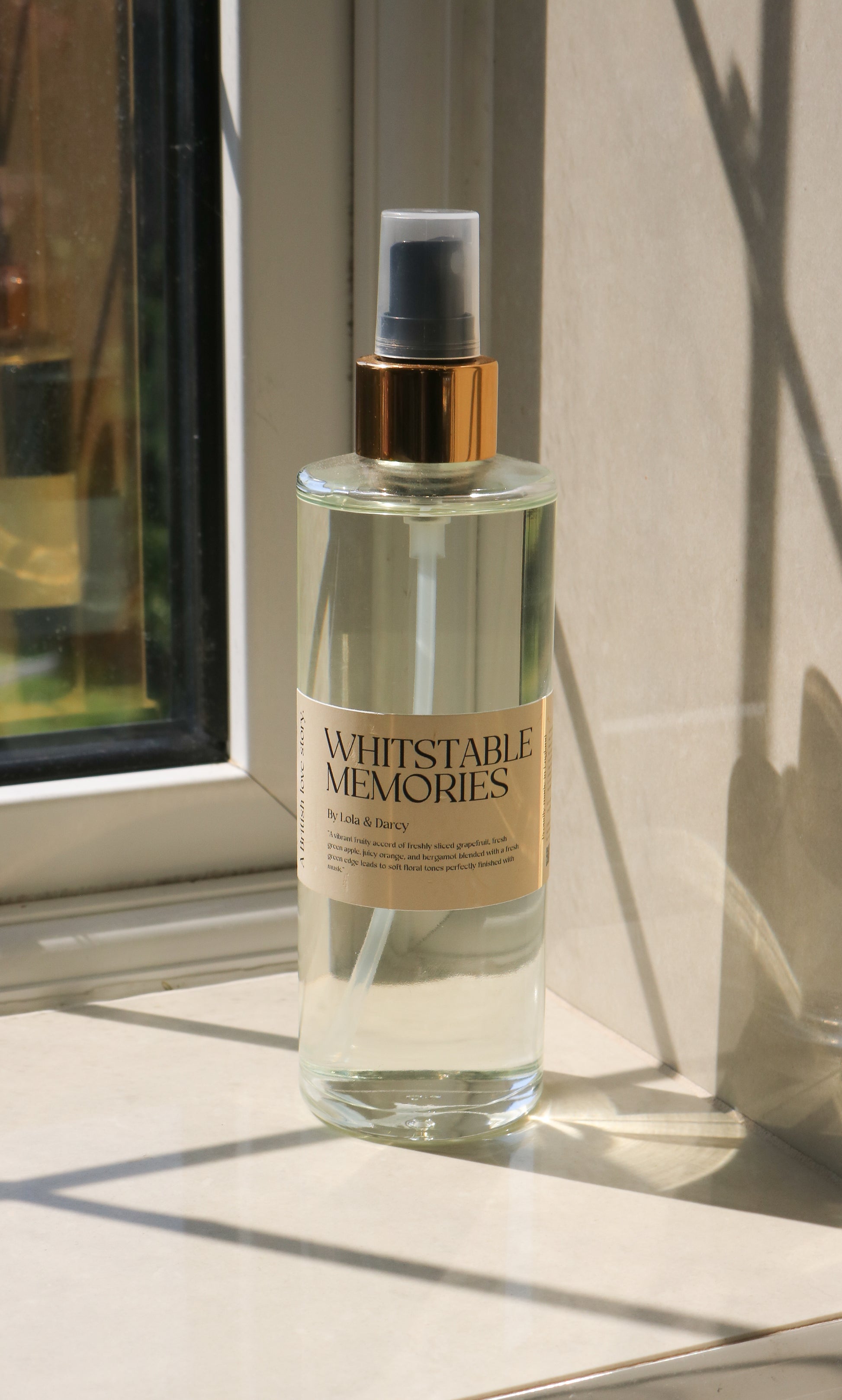 Whitstable Memories Room Spray by Lola & Darcy — non-toxic handmade home fragrance featuring grapefruit, green apple, and bergamot, inspired by Whitstable’s seaside freshness. Made in England.